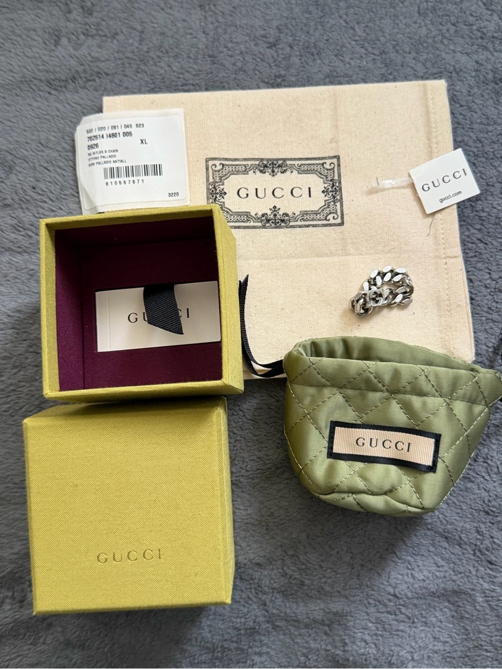 Gucci Men’s Silver Interlocking G Chain-Link Ring - Picture 7 of 8
